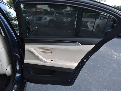 Used 2015 BMW 550i Sedan image 35