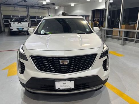 Used 2019 Cadillac XT4 Premium Luxury AWD/4WD image 3