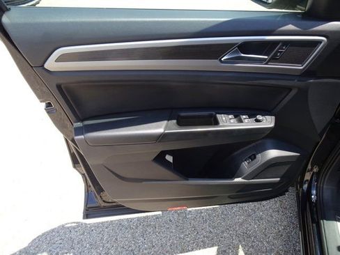 Used 2019 Volkswagen Atlas SEL AWD/4WD image 15