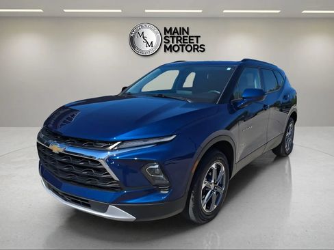 Used 2023 Chevrolet Blazer LT w/ Convenience Package AWD/4WD image 1