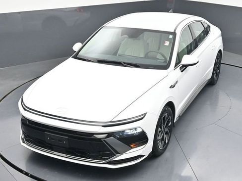 Used 2025 Hyundai Sonata SEL FWD image 38