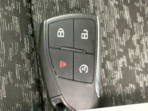 Used 2023 Chevrolet Colorado Z71 image 16