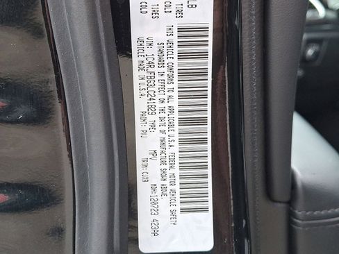 Used 2020 Jeep Grand Cherokee Limited image 26