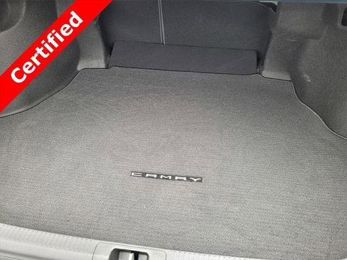 Used 2021 Toyota Camry XSE image 8