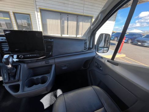 Used 2023 Ford Transit 350 XLT image 34