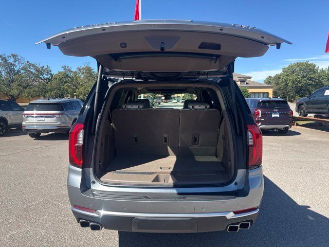 Used 2025 GMC Yukon Denali w/ Sun & Power Step Package AWD/4WD image 22