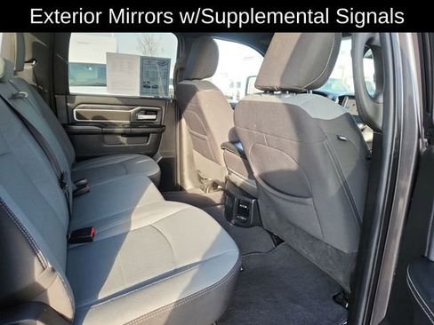 Used 2024 RAM 2500 Big Horn image 29