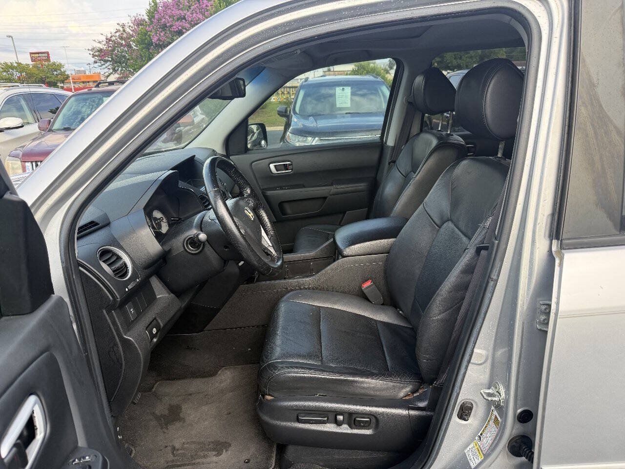 Used 2010 Honda Pilot EX-L image 17
