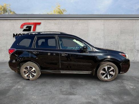 Used 2018 Subaru Forester 2.5i Premium w/ All-Weather Package image 3