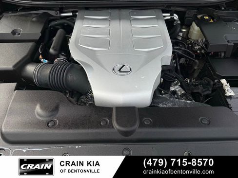 Used 2021 Lexus GX 460 Premium w/ Premium Package image 35