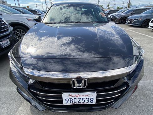 Used 2022 Honda Accord Sport image 3
