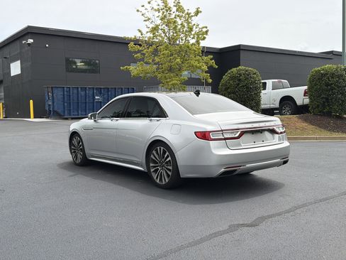 Used 2019 Lincoln Continental Select FWD image 13