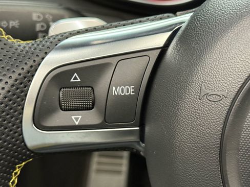 Used 2011 Audi R8 V10 image 22