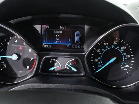 Used 2016 Ford Escape Titanium w/ Equipment Group 301A AWD/4WD image 25