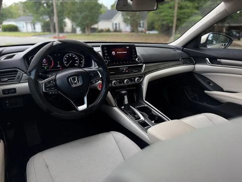 Used 2020 Honda Accord LX image 10