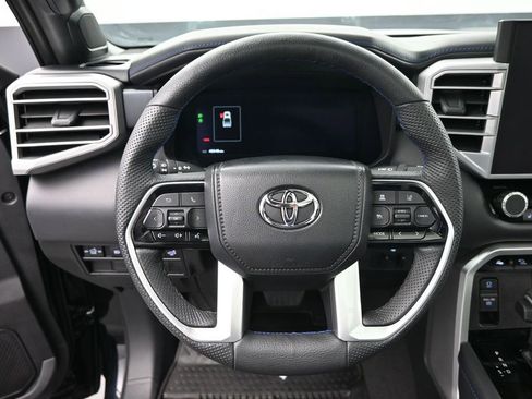 Used 2023 Toyota Tundra Platinum AWD/4WD image 24