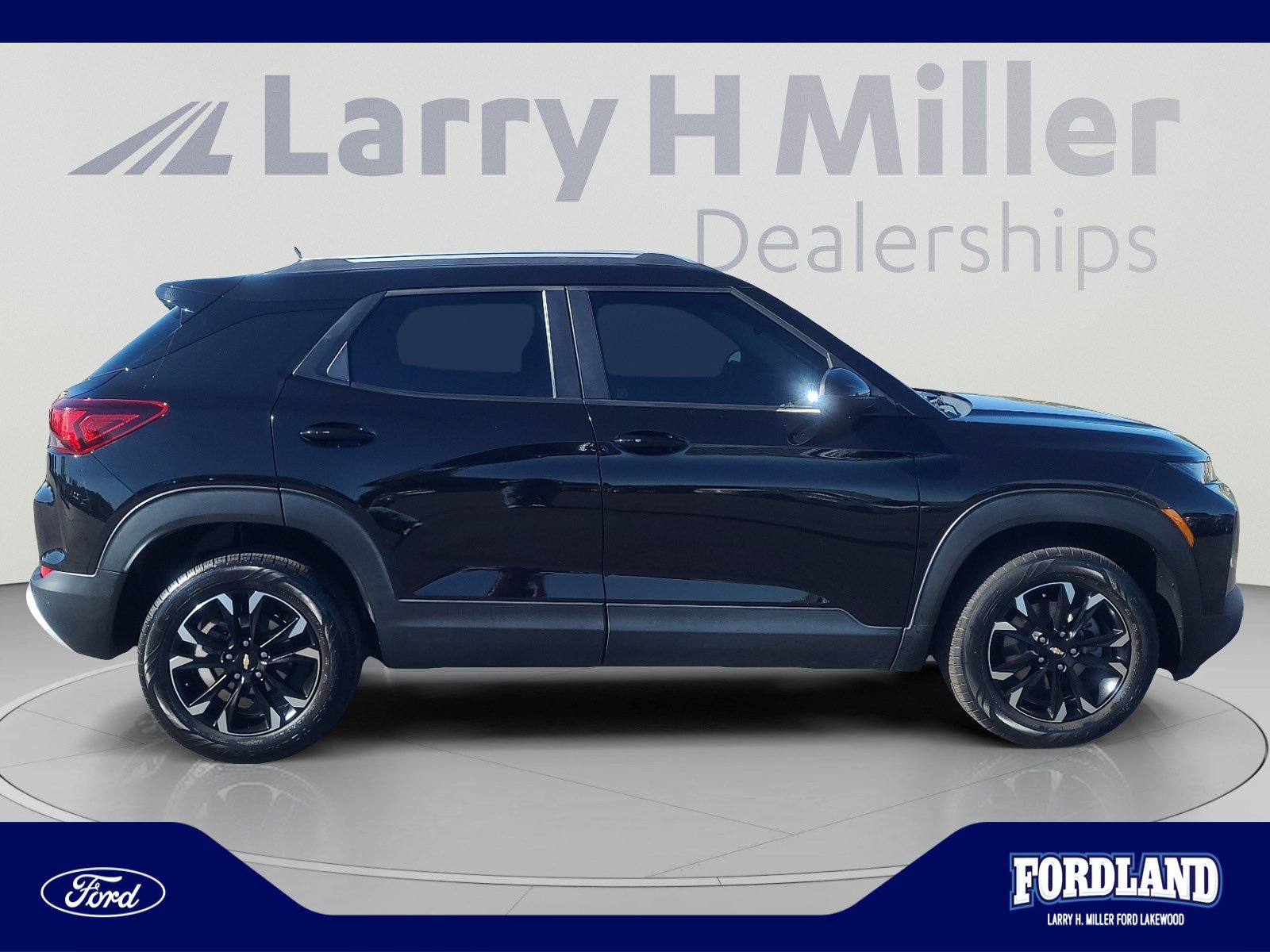 Used 2022 Chevrolet TrailBlazer LT w/ Driver Confidence Package AWD/4WD image 6