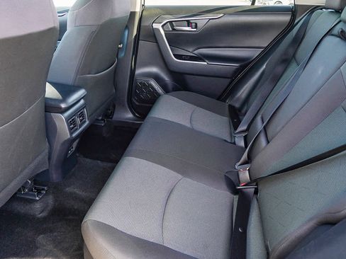 Certified 2025 Toyota RAV4 XLE image 21