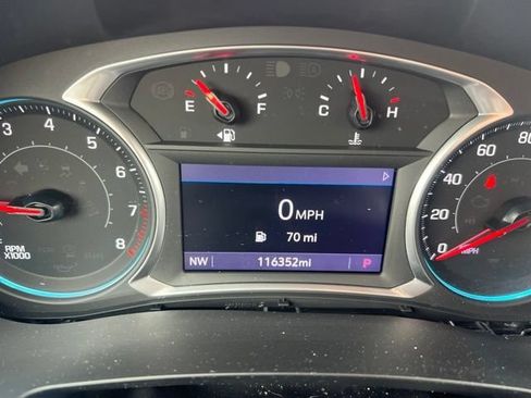 Used 2021 Chevrolet Traverse LT FWD image 7