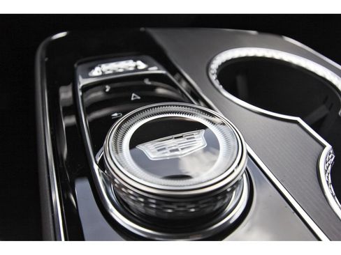 New 2026 Cadillac Lyriq Luxury AWD/4WD image 20