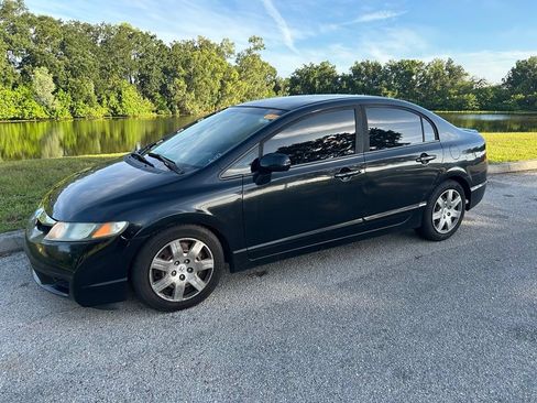 Used 2010 Honda Civic LX-S image 2