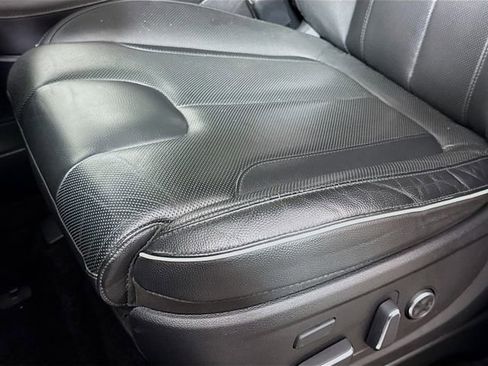 Used 2024 Hyundai Palisade Limited image 22