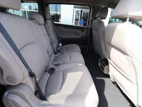 Used 2019 Honda Odyssey EX image 21