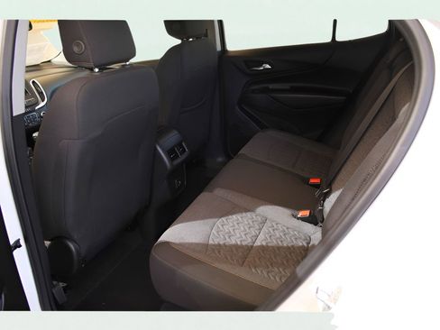 Used 2023 Chevrolet Equinox LS image 13