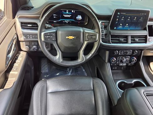 Used 2022 Chevrolet Tahoe LT w/ Luxury Package RWD image 14