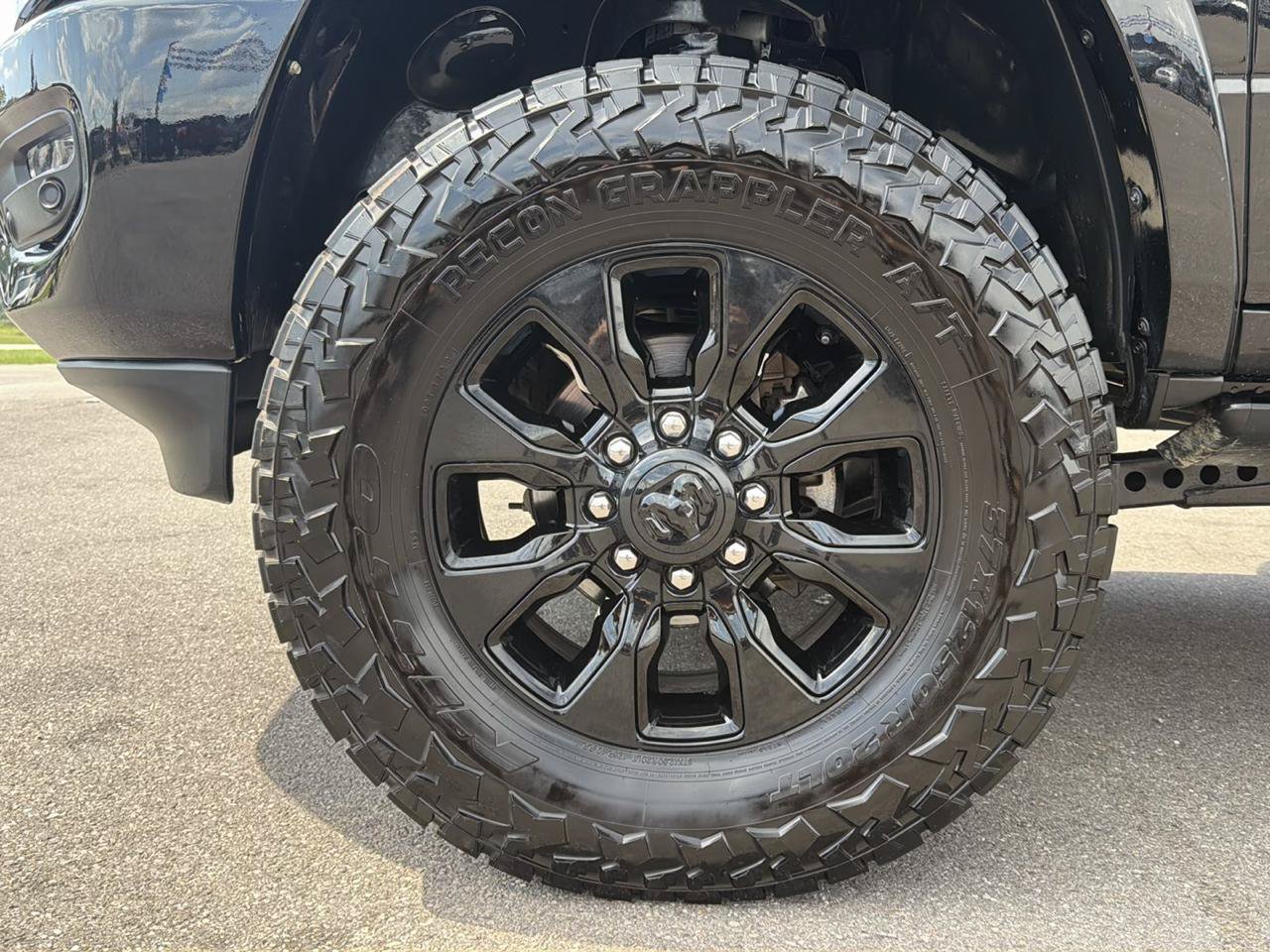 Used 2024 RAM 2500 Limited AWD/4WD image 29