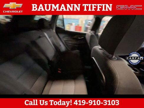 Used 2023 GMC Terrain SLE w/ Driver Convenience Package FWD image 17