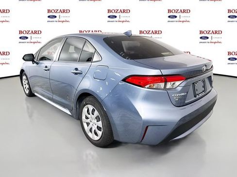 Used 2022 Toyota Corolla LE FWD image 6