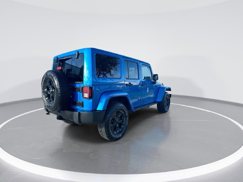 Used 2015 Jeep Wrangler Unlimited Sahara AWD/4WD image 8
