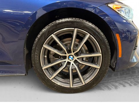 Used 2020 BMW 330i xDrive Sedan w/ Executive Package AWD/4WD image 54