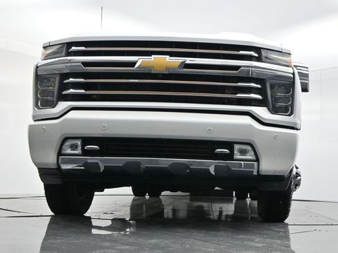 Used 2021 Chevrolet Silverado 3500 High Country image 47