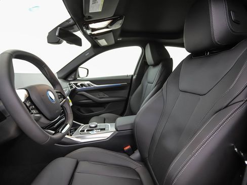 New 2026 BMW i4 xDrive40i w/ Premium Package AWD/4WD image 11