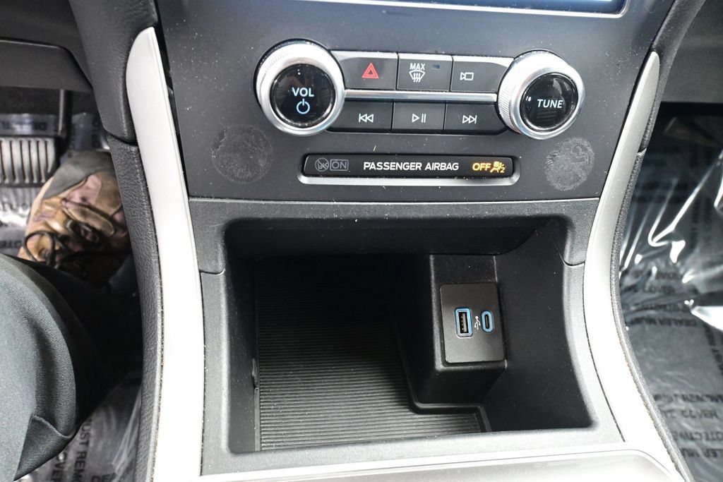 Used 2024 Ford Edge SEL AWD/4WD image 33