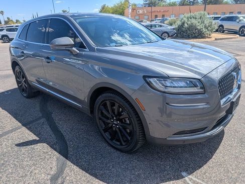 Used 2022 Lincoln Nautilus Reserve AWD/4WD image 7
