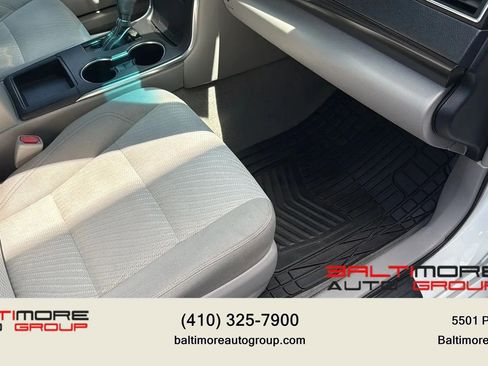 Used 2017 Toyota Camry LE FWD image 20