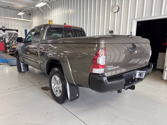 Used 2015 Toyota Tacoma 4x4 Access Cab V6 w/ SR5 Package image 5