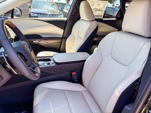 New 2026 Lexus RX 350 Premium Plus AWD/4WD image 18