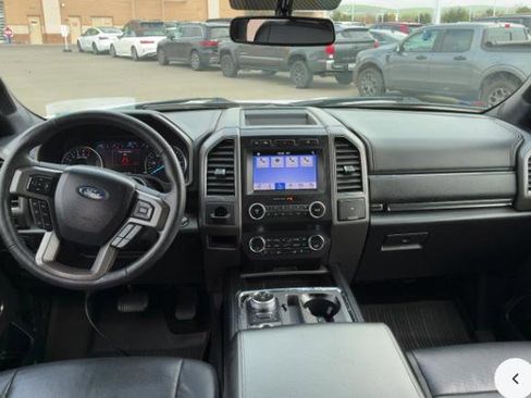Used 2019 Ford Expedition XLT w/ Equipment Group 202A image 10