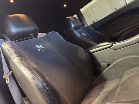 Used 2019 Dodge Challenger R/T Scat Pack w/ Shaker Package RWD image 21