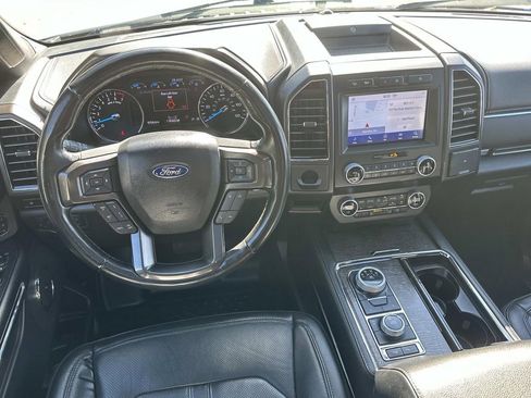 Used 2021 Ford Expedition Max Limited image 32