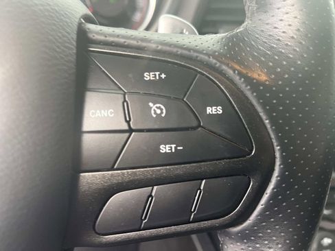 Used 2022 Dodge Challenger R/T Scat Pack image 21