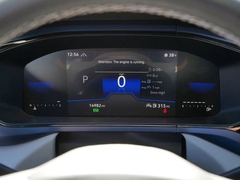 Certified 2023 Volkswagen Taos SE w/ Panoramic Sunroof Package image 27