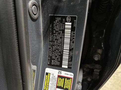 Used 2025 Toyota Camry SE w/ Convenience Package image 28