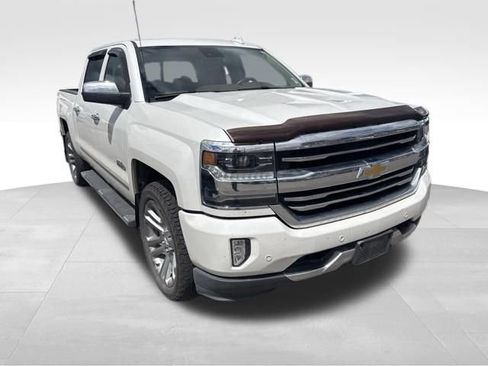Used 2018 Chevrolet Silverado 1500 High Country AWD/4WD image 8