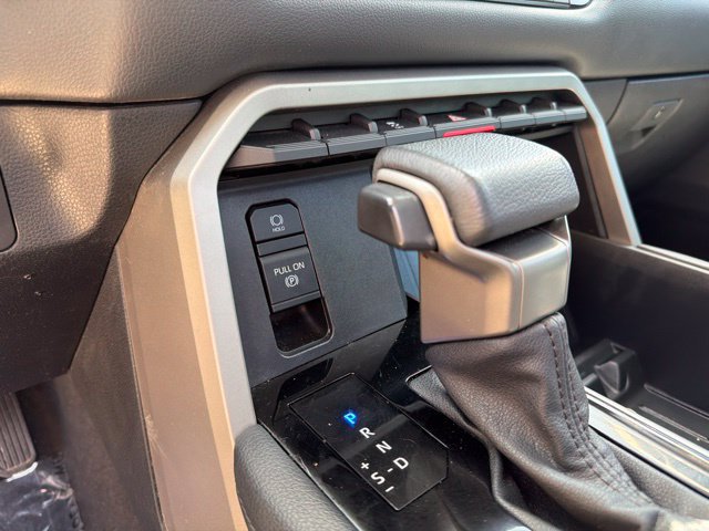 Used 2022 Toyota Tundra Limited AWD/4WD image 26