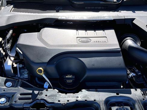 New 2026 Land Rover Range Rover Evoque Dynamic SE AWD/4WD image 13